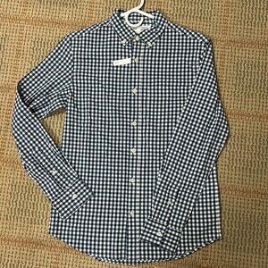 Old navy boys slim fit everyday button down shirt
